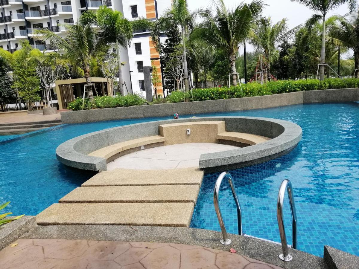 كوانتان Timurbay Seafront Residence By Hardinahomes المظهر الخارجي الصورة